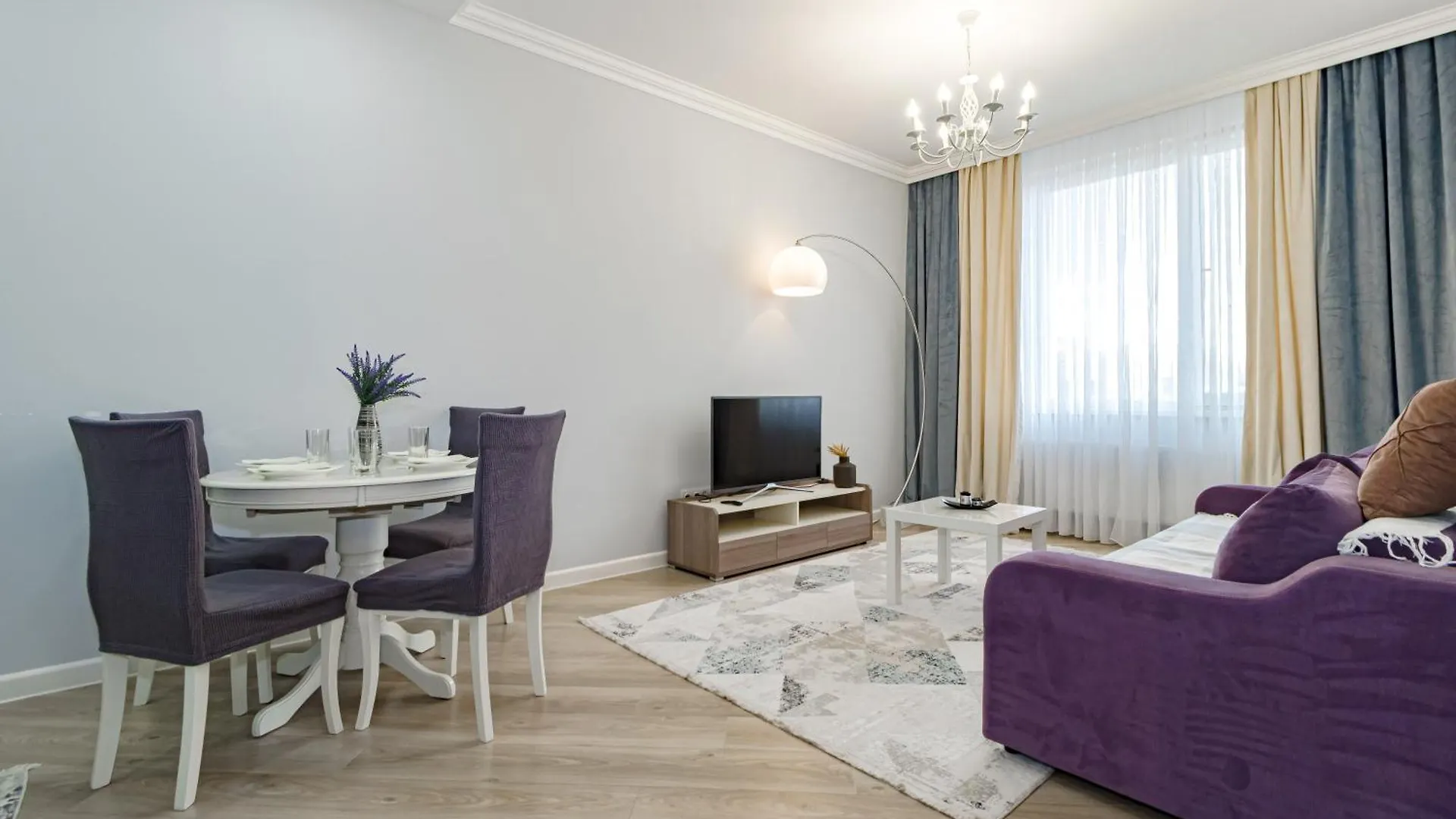 Expo Plaza D Apartment Nur-Sultan